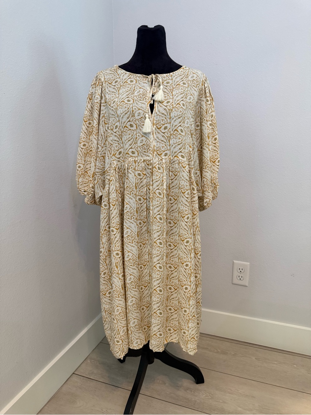 Angels Cream & Gold Printed Midi Dress with Tassel Tie#A30